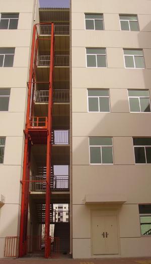 導軌式升降機 導軌式升降機